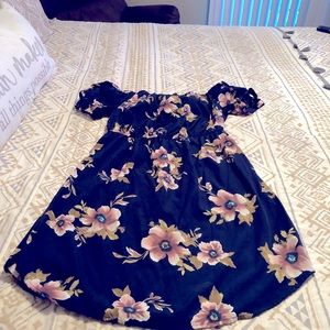 Women dress. X1 size Brand Blush